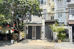 Cho thuê biệt thự quận Thủ Đức. MT đường số 3, P. Hiệp Bình Chánh.