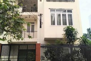 Cho thuê biệt thự quận Thủ Đức. MT Đường số 4 , P. Hiệp Bình Chánh.